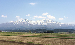 鳥海山の種蒔きじいさん